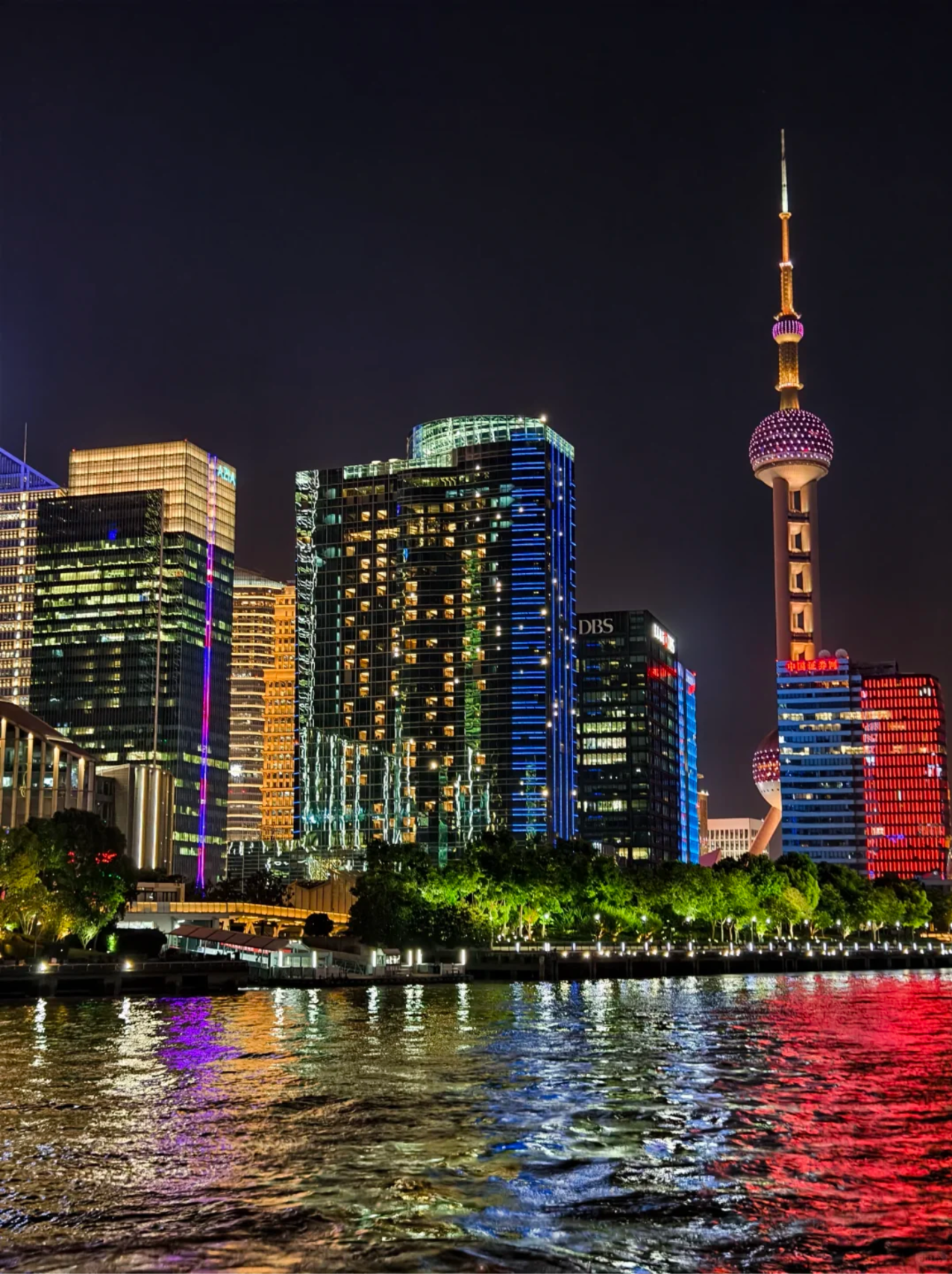 Tháp truyền hình 3