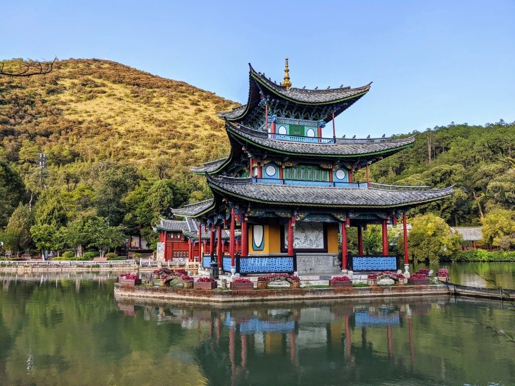 CÔN MINH – LỆ GIANG – ĐẠI LÝ  5 NGÀY 4 ĐÊM – HÀNH TRÌNH XUYÊN MÂY TRẮNG