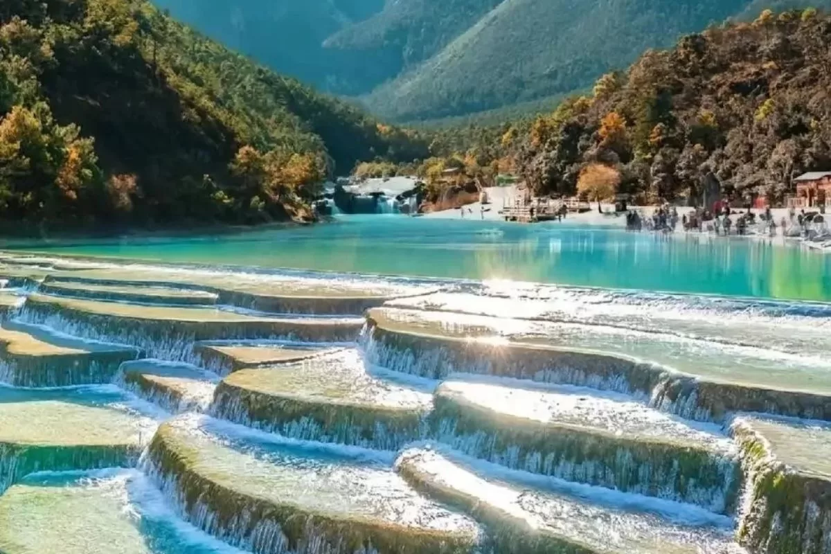 CÔN MINH – LỆ GIANG – ĐẠI LÝ  5 NGÀY 4 ĐÊM – HÀNH TRÌNH XUYÊN MÂY TRẮNG