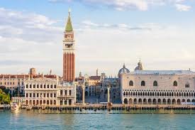 TOUR Ý – TUYỆT TÁC TINH HOA HOÀNG GIA Ý