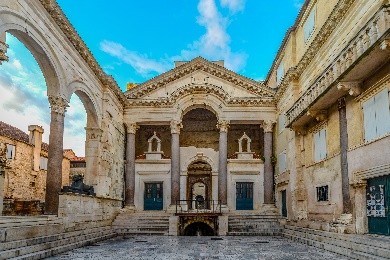 Cung điện Diocletian tại Split, Croatia