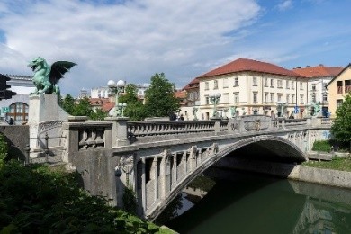 Cầu Rồng - biểu tượng của Ljubljana, Slovenia